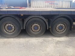 sdc flatbed trailers tri axle 2000 2002 210703 b