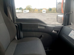 man tgl ridgid box truck with tail lift 4x2 2009 211102 o