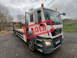 man tgs 26.320 low loader beavertail recovery truck rigid 6x2 auto 2018 241201