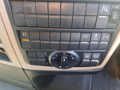 man tgx 26.460 tractor unit 6x2 auto 2018 250501