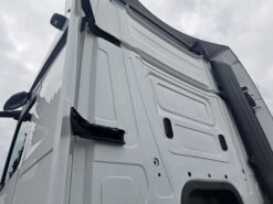 mercedes actros tractor unit 6x2 auto 2021 260501