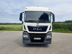 man tgx 26.470 tractor unit 6x2 auto 2020 260604