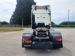 man tgx 26.470 tractor unit 6x2 auto 2020 260604
