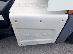 man tgx 26.470 tractor unit 6x2 auto 2020 260604