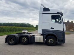 mercedes actros 2545 big space tractor unit 6x2 auto 2021 260602