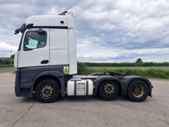 mercedes actros 2545 big space tractor unit 6x2 auto 2021 260602